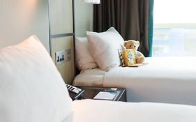 Hyatt Place London Heathrow Airport